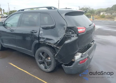 2018 Jeep Cherokee Latitude Fwd из США, поврежденный, VIN 1C4PJLCB3JD563483